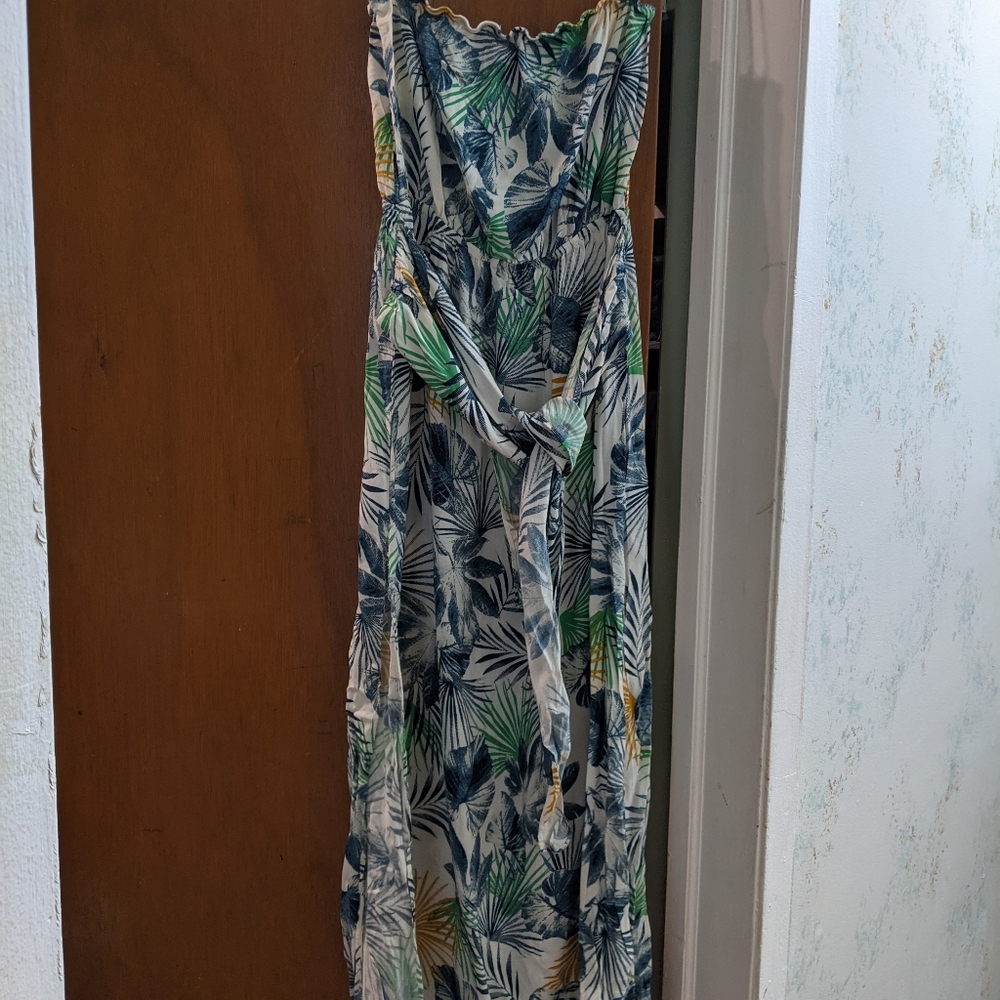 Strapless maxi